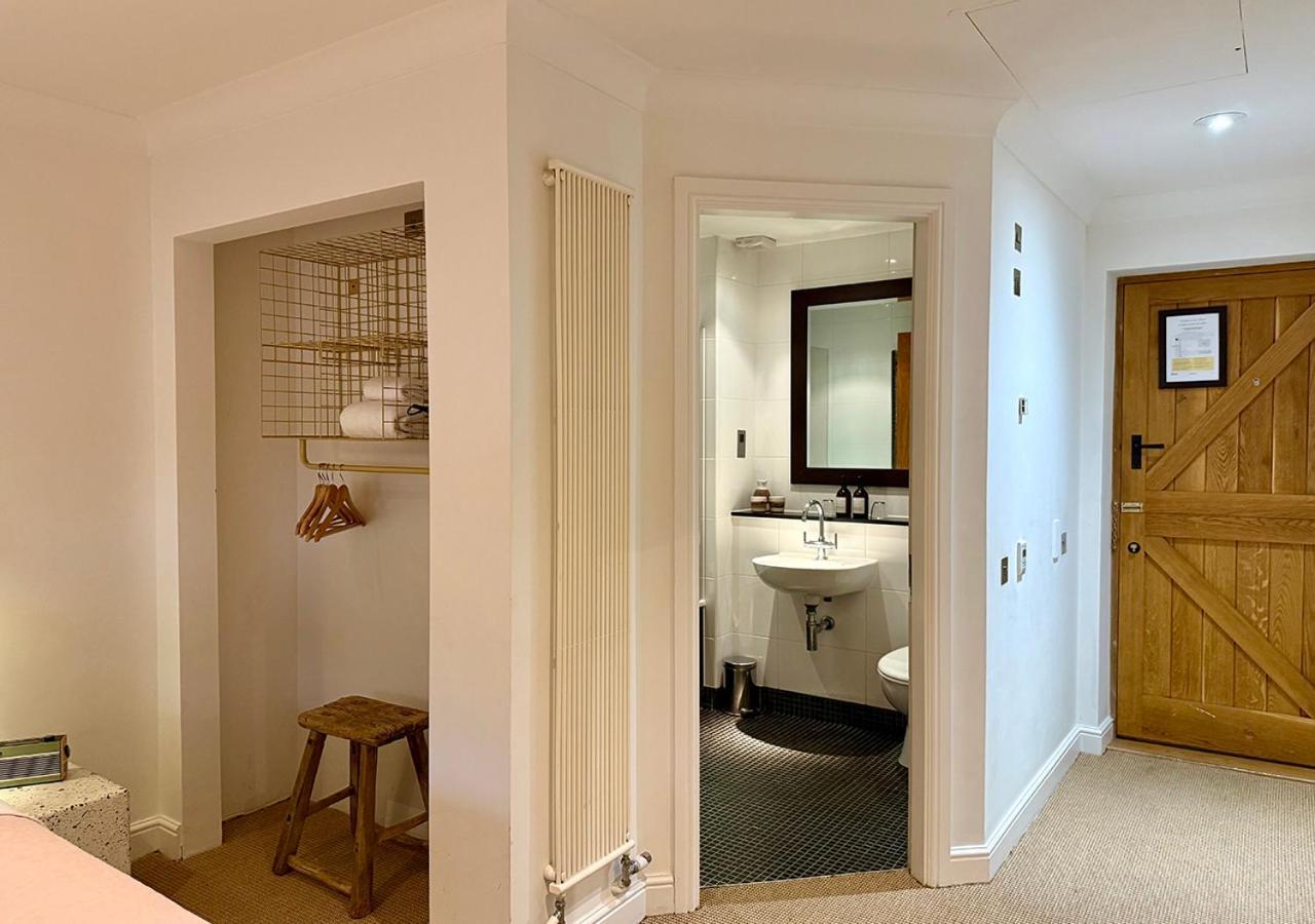 The Ridings At Theobalds Park Hotel Goff's Oak Екстериор снимка
